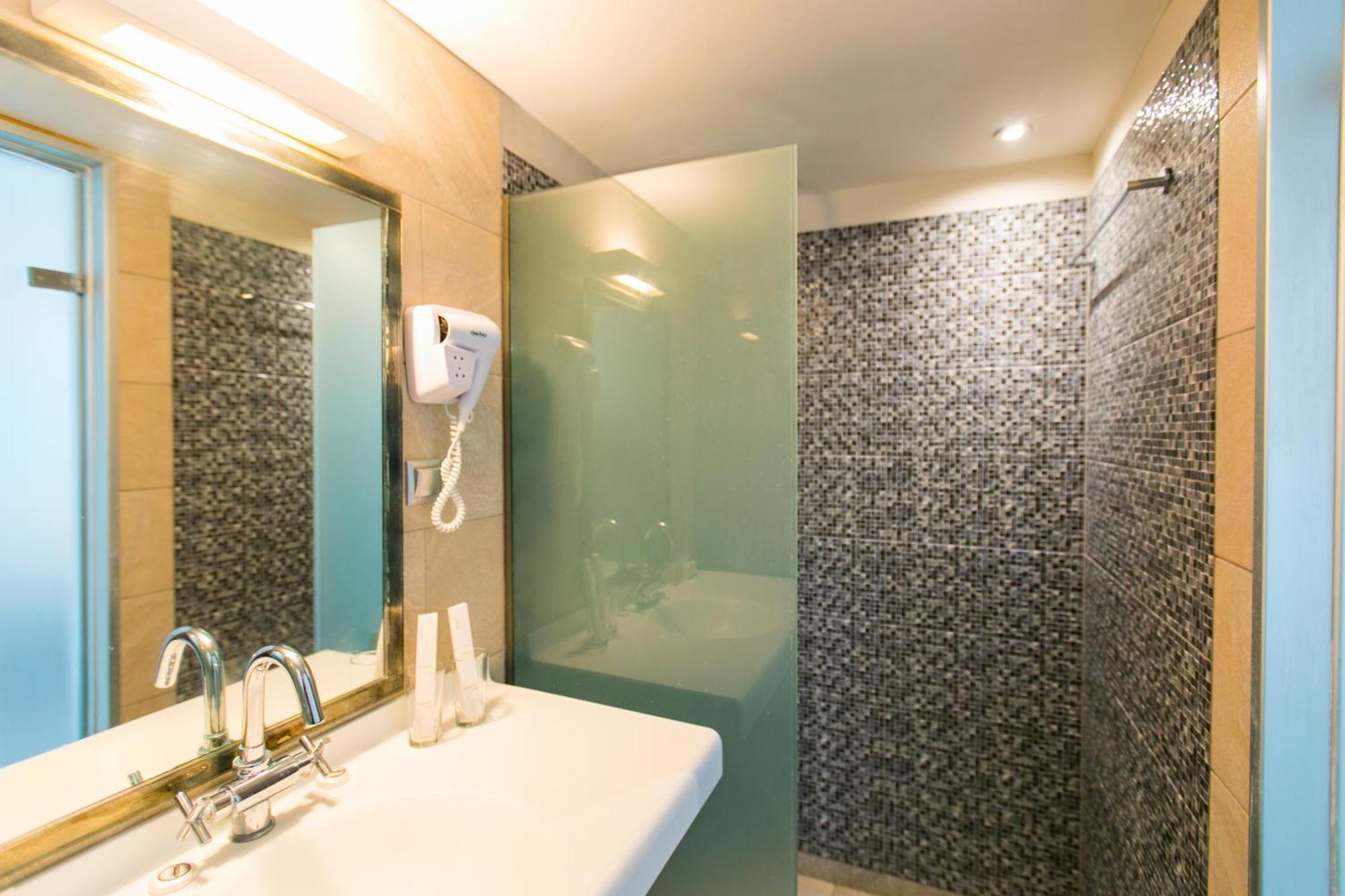 Resol Liza Mary Hotel Bali  Exterior foto